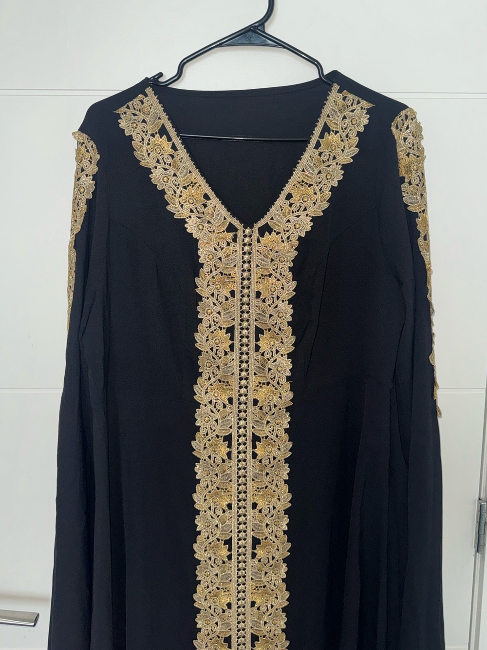 SHEIN Black Long Embroidered Kaftan with Gold Trim - Picture 2 of 4